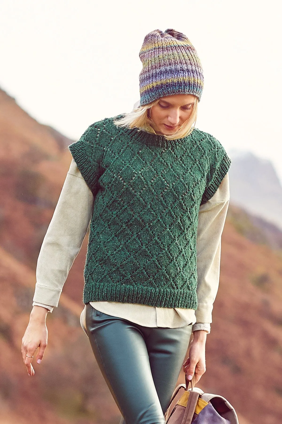 1059 Sweater, Tank Top, & Cardigan Pattern Pamphlet