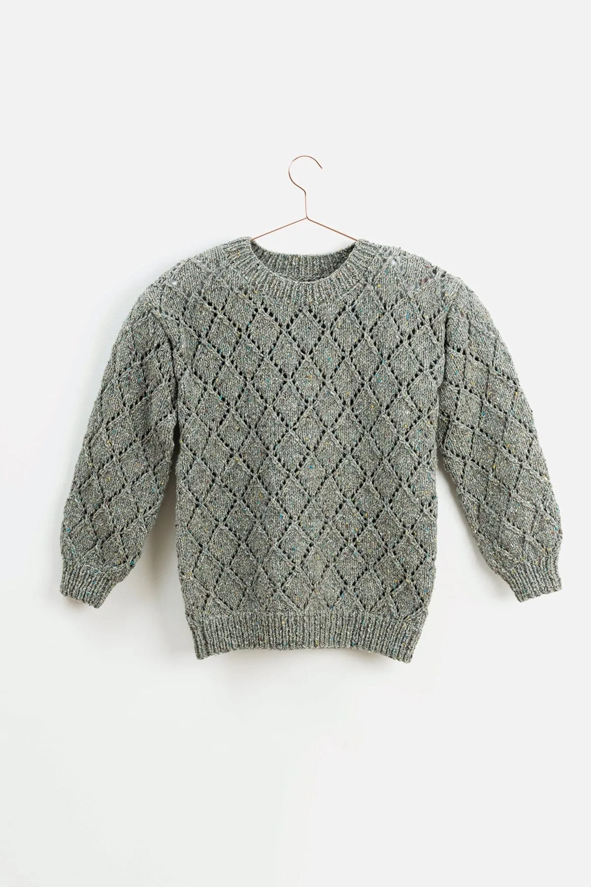 1059 Sweater, Tank Top, & Cardigan Pattern Pamphlet