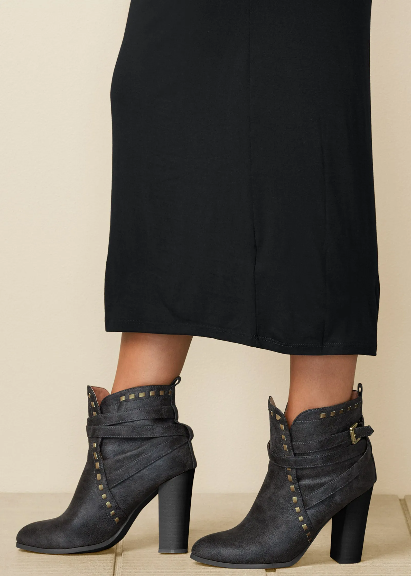 Gathered Waist Long Skirt - Black