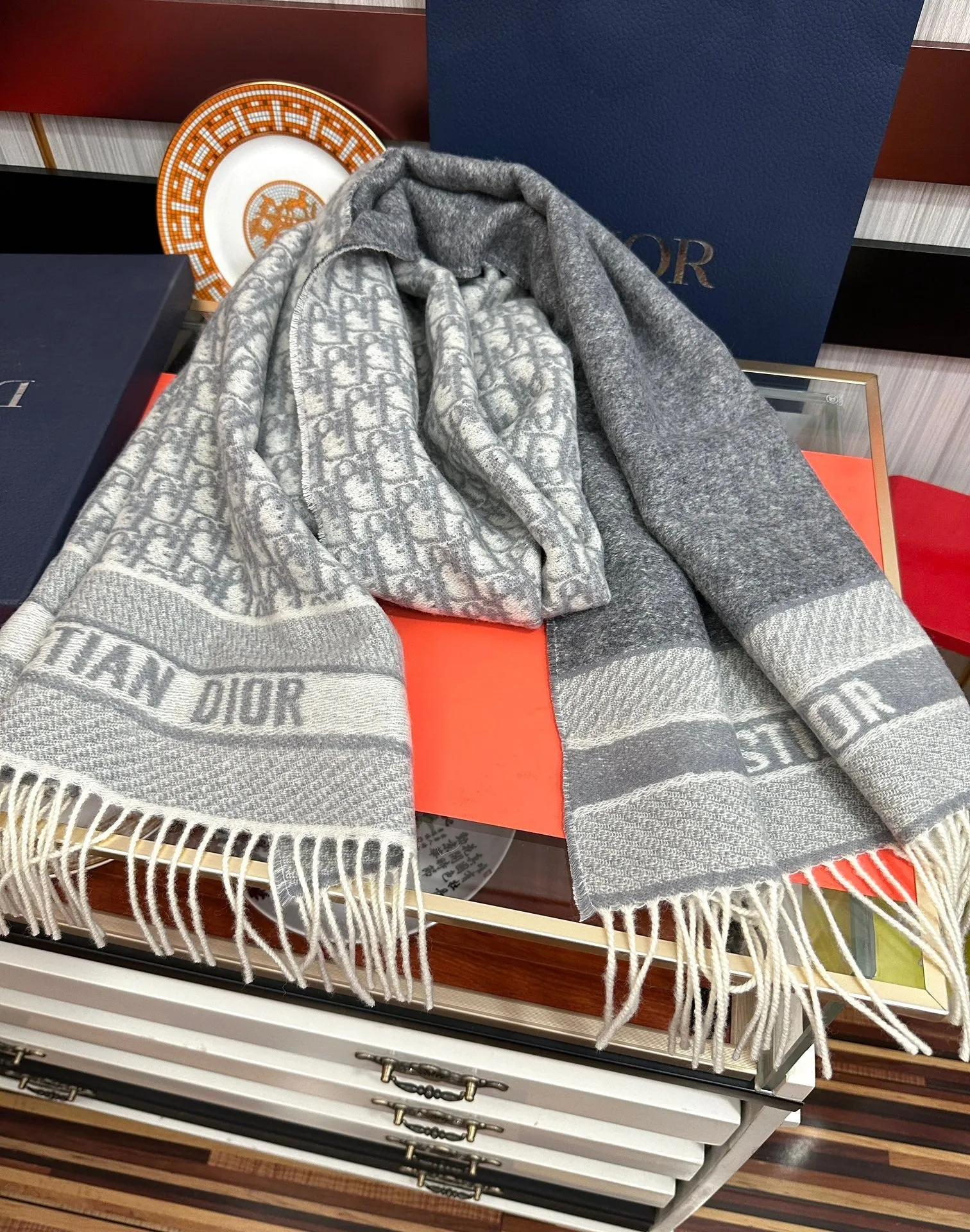 OBLIQUE 190 CM SCARF IN LIGHT GREY TECHNICAL CASHMERE 415487