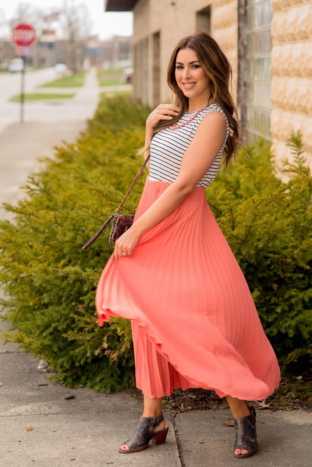 Solid Accordion Maxi Skirt